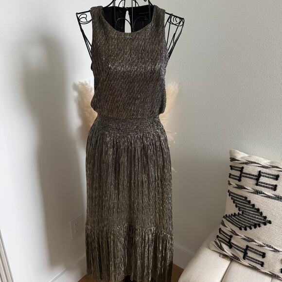 Banana Republic Black Metallic Gold Shimmer High Low Dress Size 4P - Picture 1 of 7